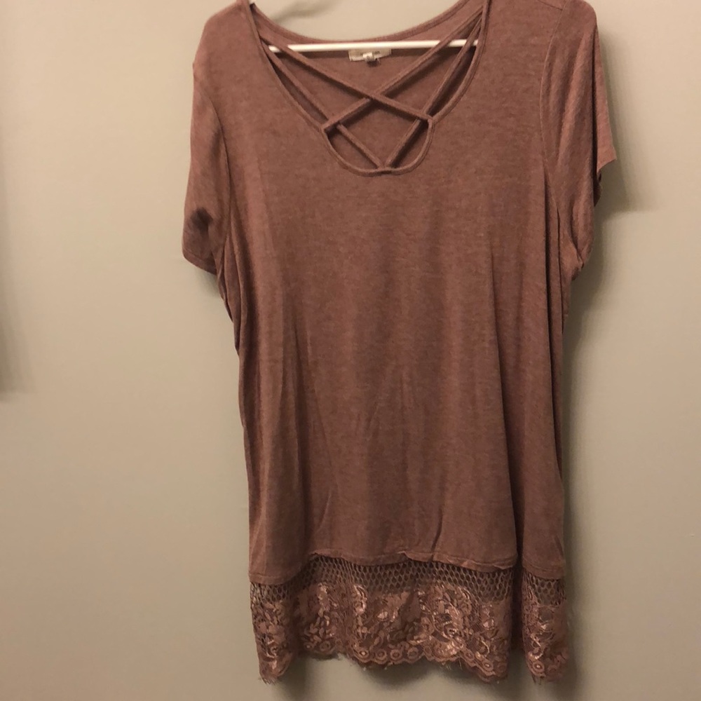 Maurice’s Size 0 Long Top